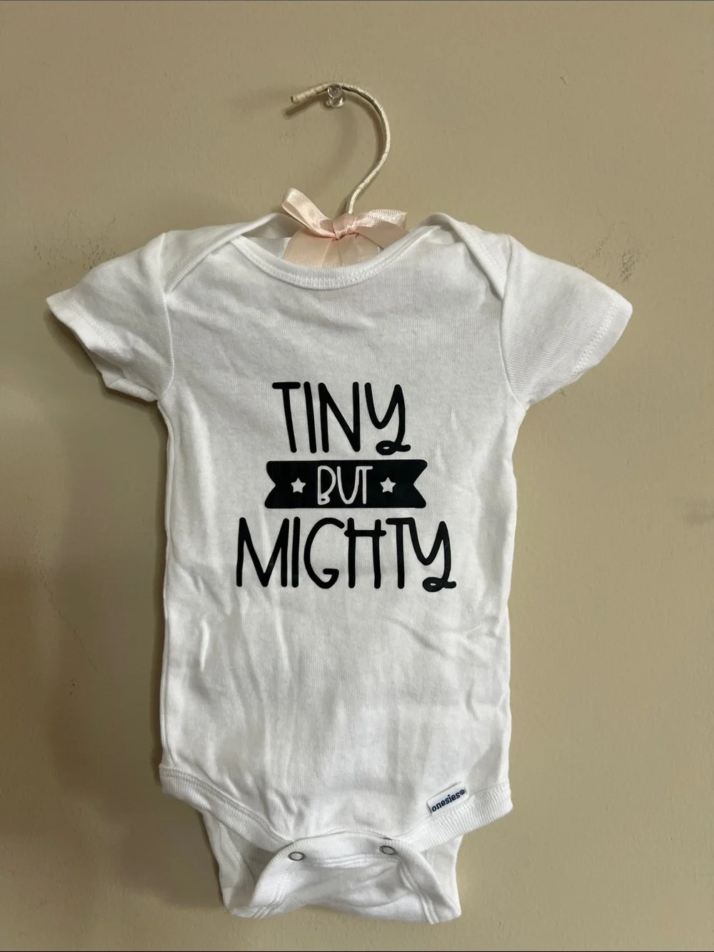 🍼👶🦊 2White Baby One-Piece Bodysuits with Fox & 'Tiny But Mighty' Prints